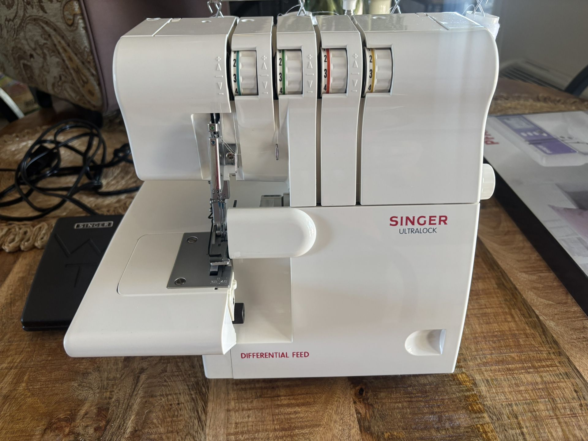 Singer, Serger Sewing Machine