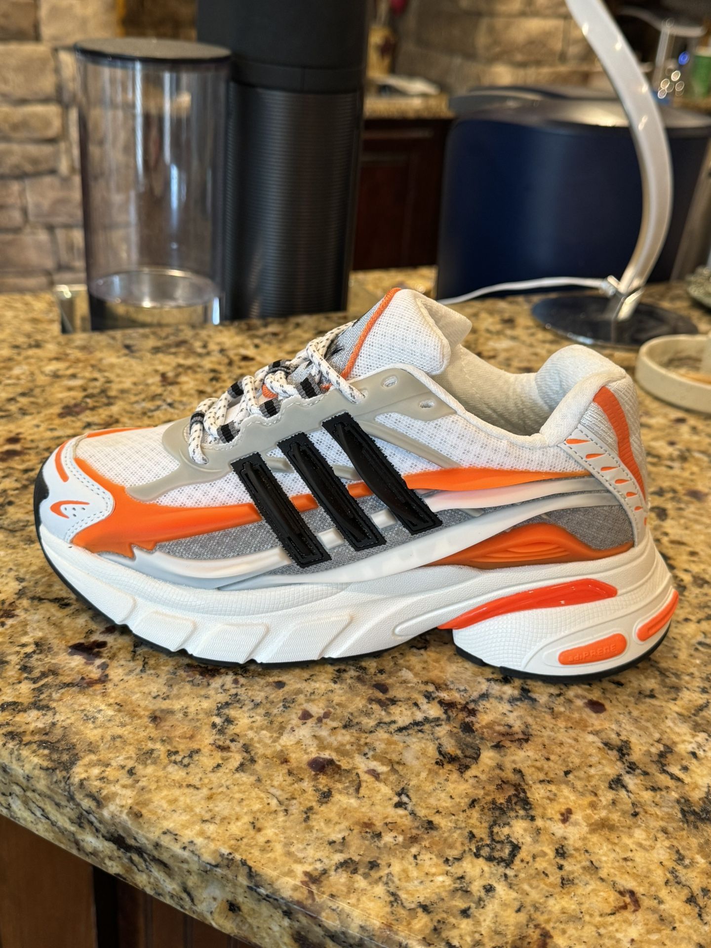 Size 6 Pharrell Adidas Jellyfish