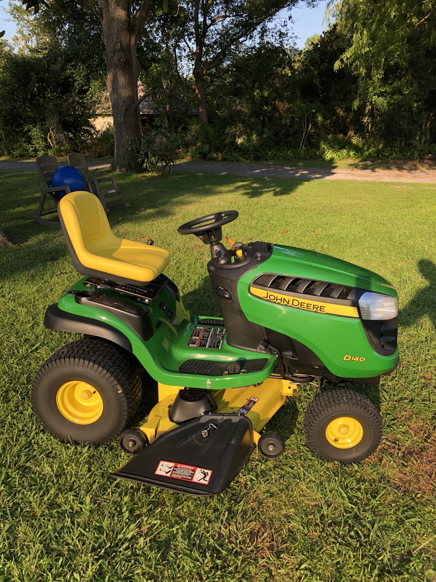 2017 John Deere D140 mower