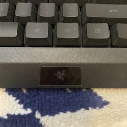 Razer Full-Size Wired Keyboard + Wireless Number Pad 