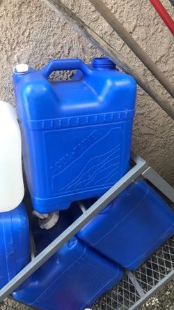Aquatainer