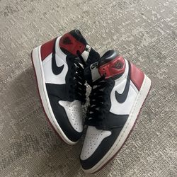 Jordan 1 Black Toe 2016