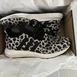 Adidas Shoes Size 6