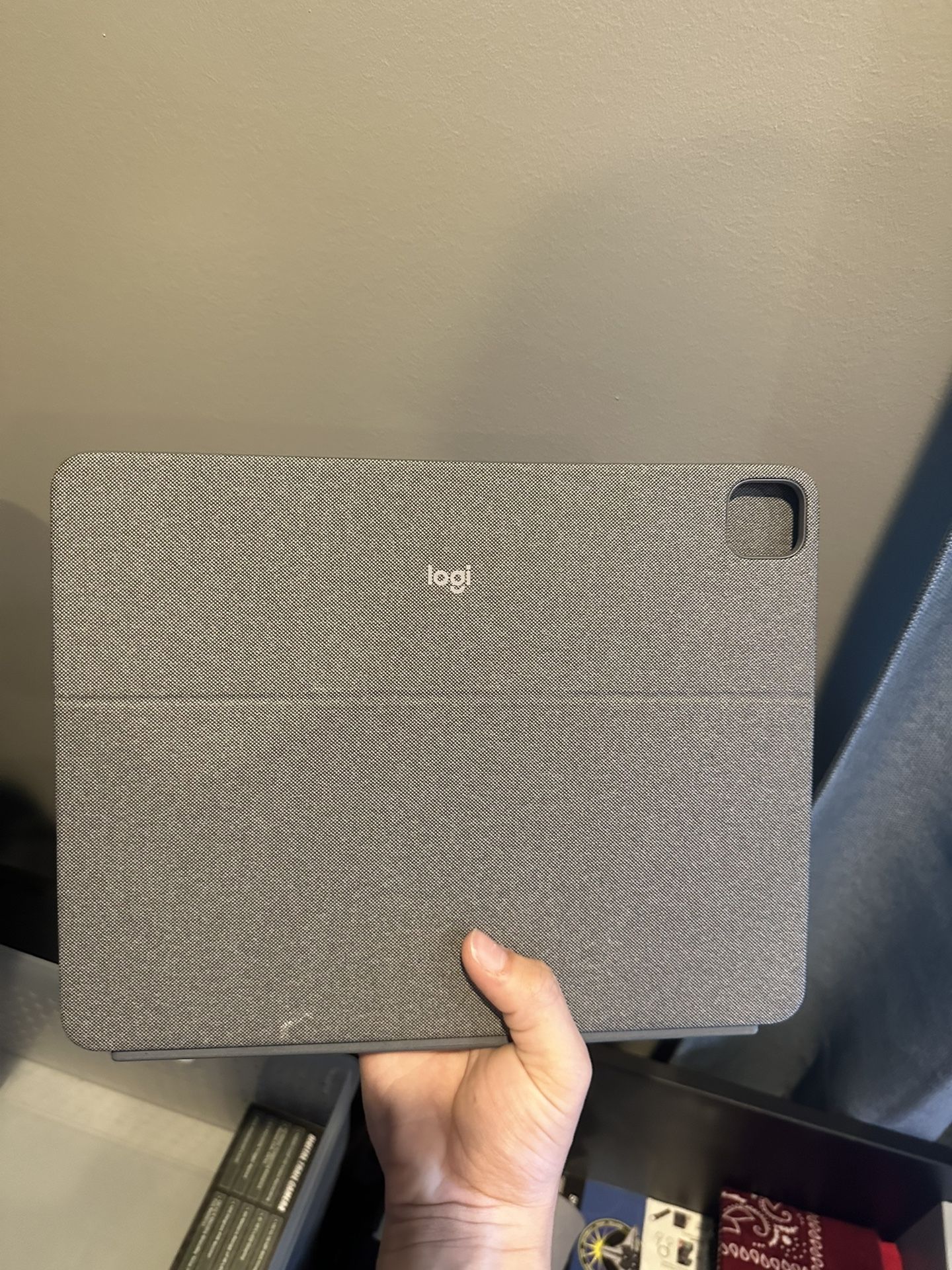 Logitech iPad Case