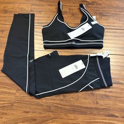 Alo heartthrob yoga set size 4/6/8/10 available