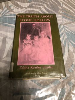 The Truth About Stone Hollow By Zilpha Snyder - 1974 HC, Library Discard