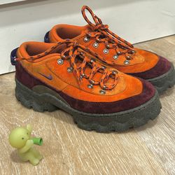 Nike Lahar Low
