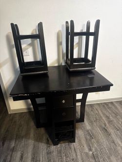 Table & couch