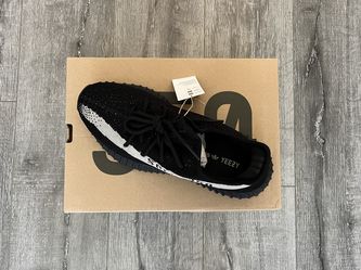 adidas Yeezy Boost 350 V2 Core Black