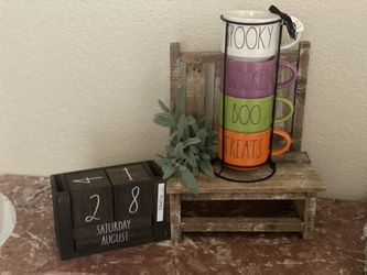 Rae Dunn  Halloween Mug Stacker 