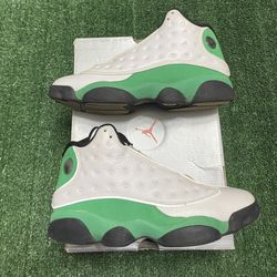 Jordan Lucky Green 13s size 9.5 USED But Clean