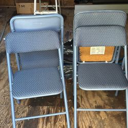 4 Folding Chairs 