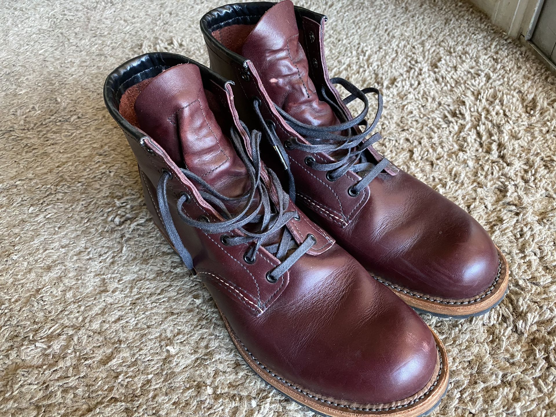 Red Wing Beckman 9011 Size 8.5