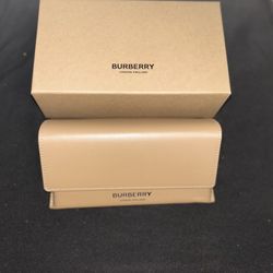 Burberry Sunglasses- Unisex 