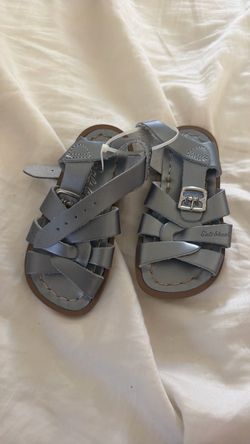 Salt water  size 6
