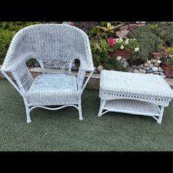 Wicker (real wood) garden chair WITH coffee table