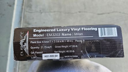 Luxury Vinyl Plank Flooring - 10 unopen boxes