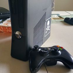 Microsoft Xbox 360 Slim S Console System