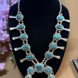Amazing Vintage Native American Squash Necklace 🌺