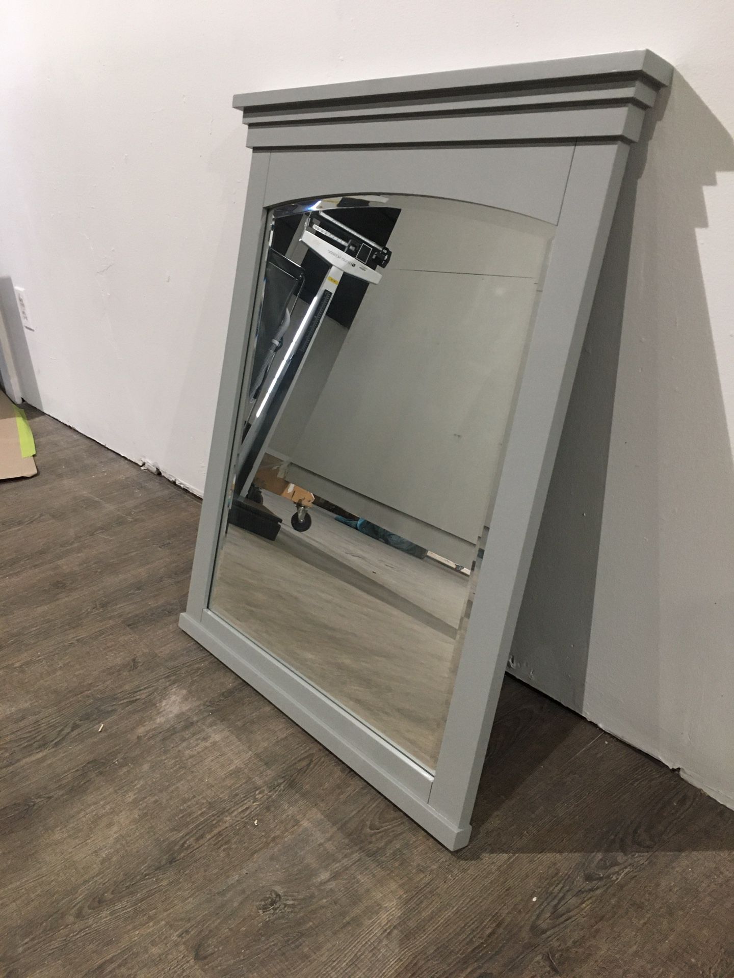 New Mirror 28x34