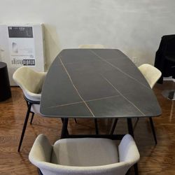 Dining room table and chairs 