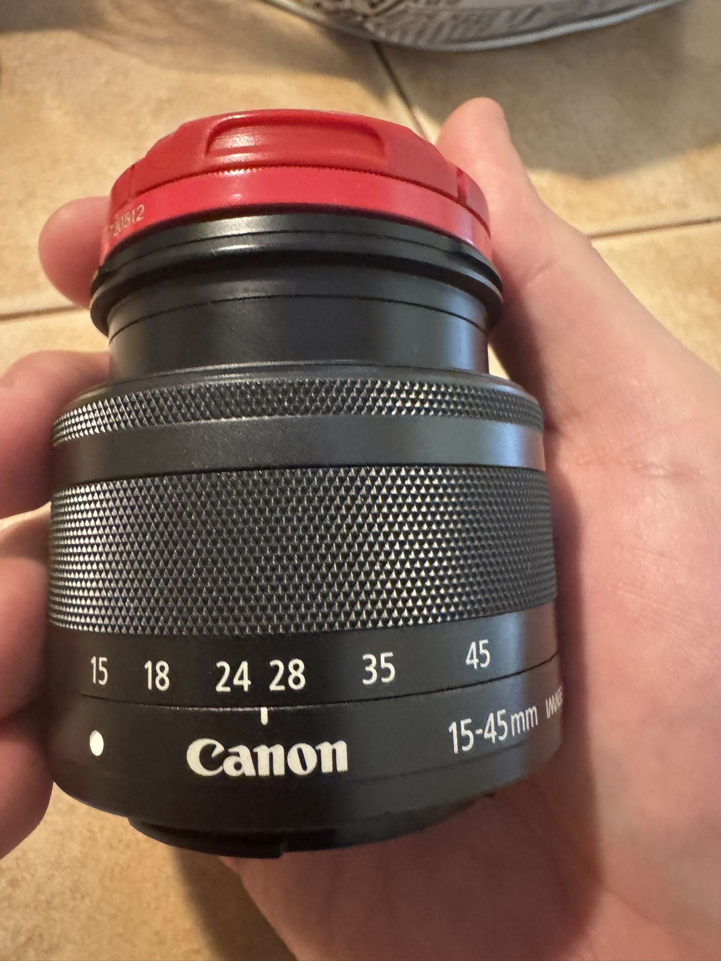 Canon EF-M 15-45mm f/3.5-6.3 IS STM lens