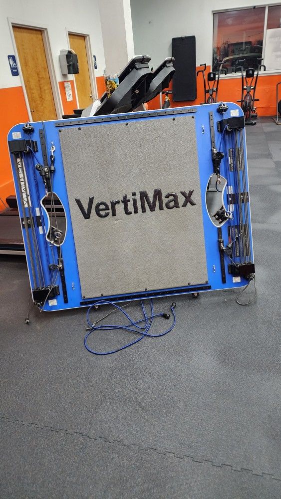 Title:
VertiMax Athletic Training Platform – Great Condition – $800

Description:
Selling my VertiMax training platform in great working condition. Th
