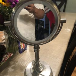 Make up mirror