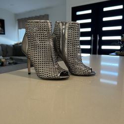 Size 6