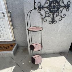 Stand, Three Tears Metal Finish