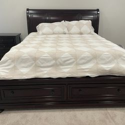 Cal King Bedroom Set 