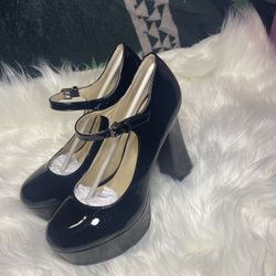 Black Mary Jane’s Size 8
