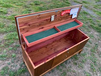 1961 Lane Red Cedar Hope Chest