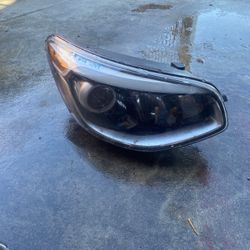 2014 2019 Kia Soul Passenger Right Projector Headlight 