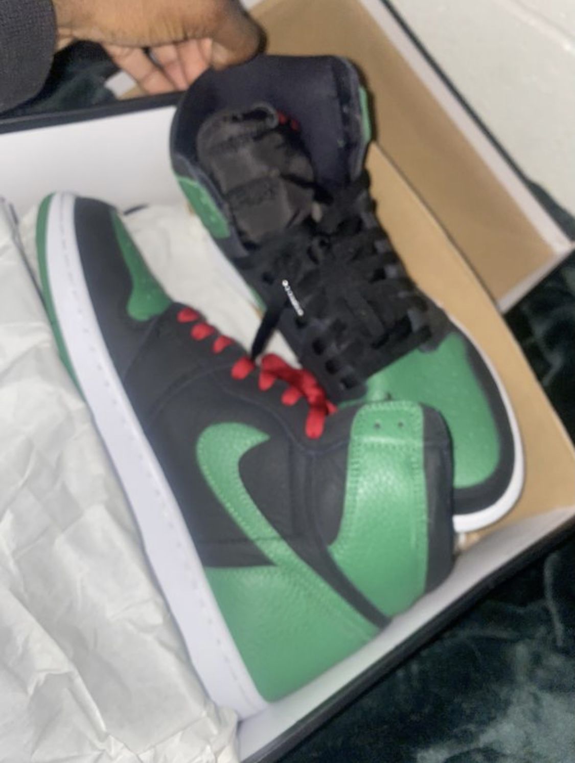 Air Jordan 1’s “Pine Green”