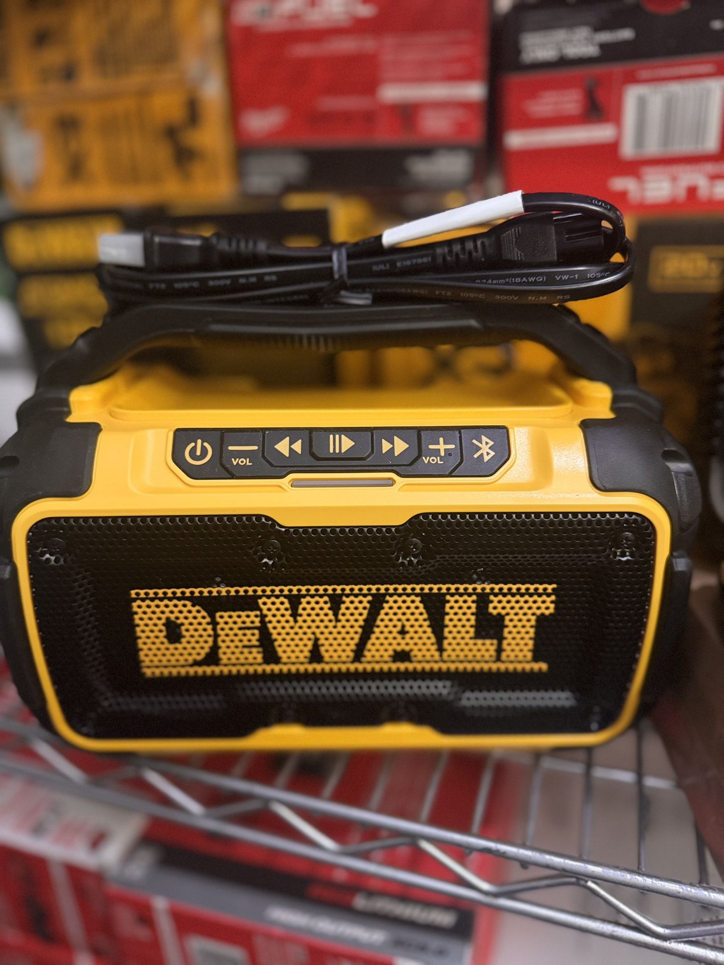 DEWALT  Bluetooth Speaker 