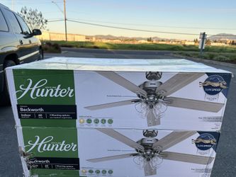 New Hunter Beckworth 60” Brushed Nickel Finish Ceiling Can And Light Kit!
