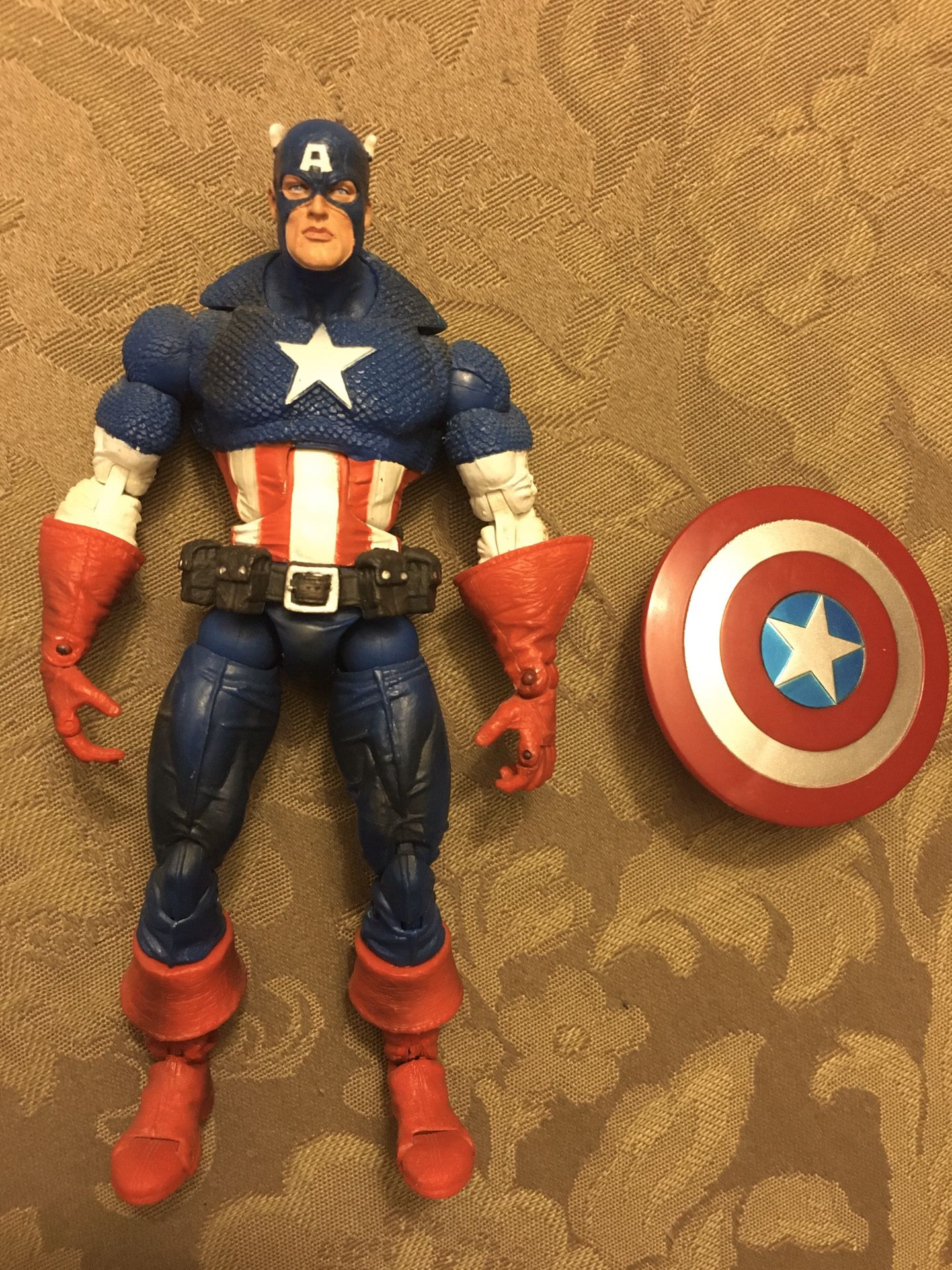 Marvel Legends toybiz Captain America face off