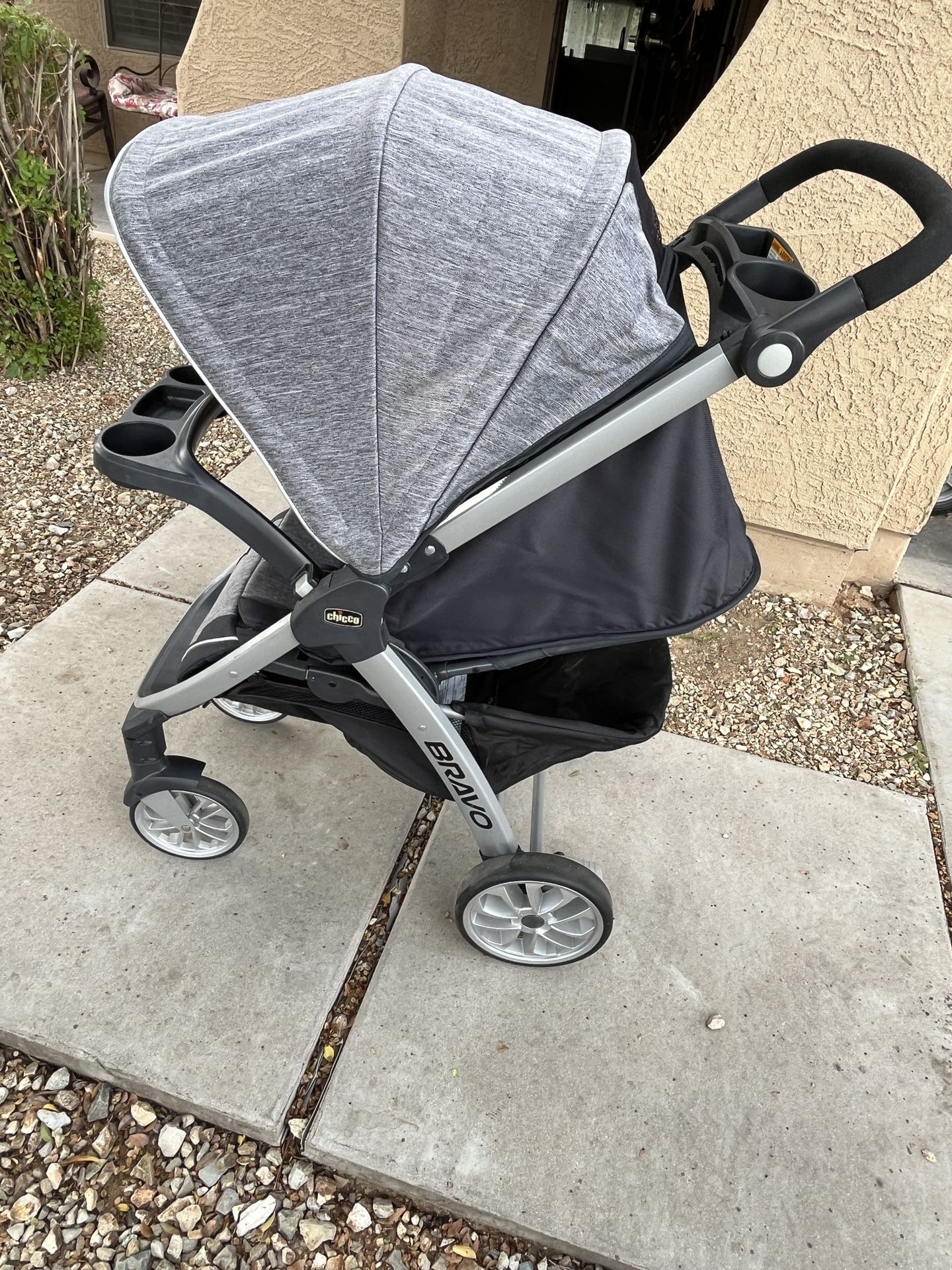 Chicco Bravo Stroller