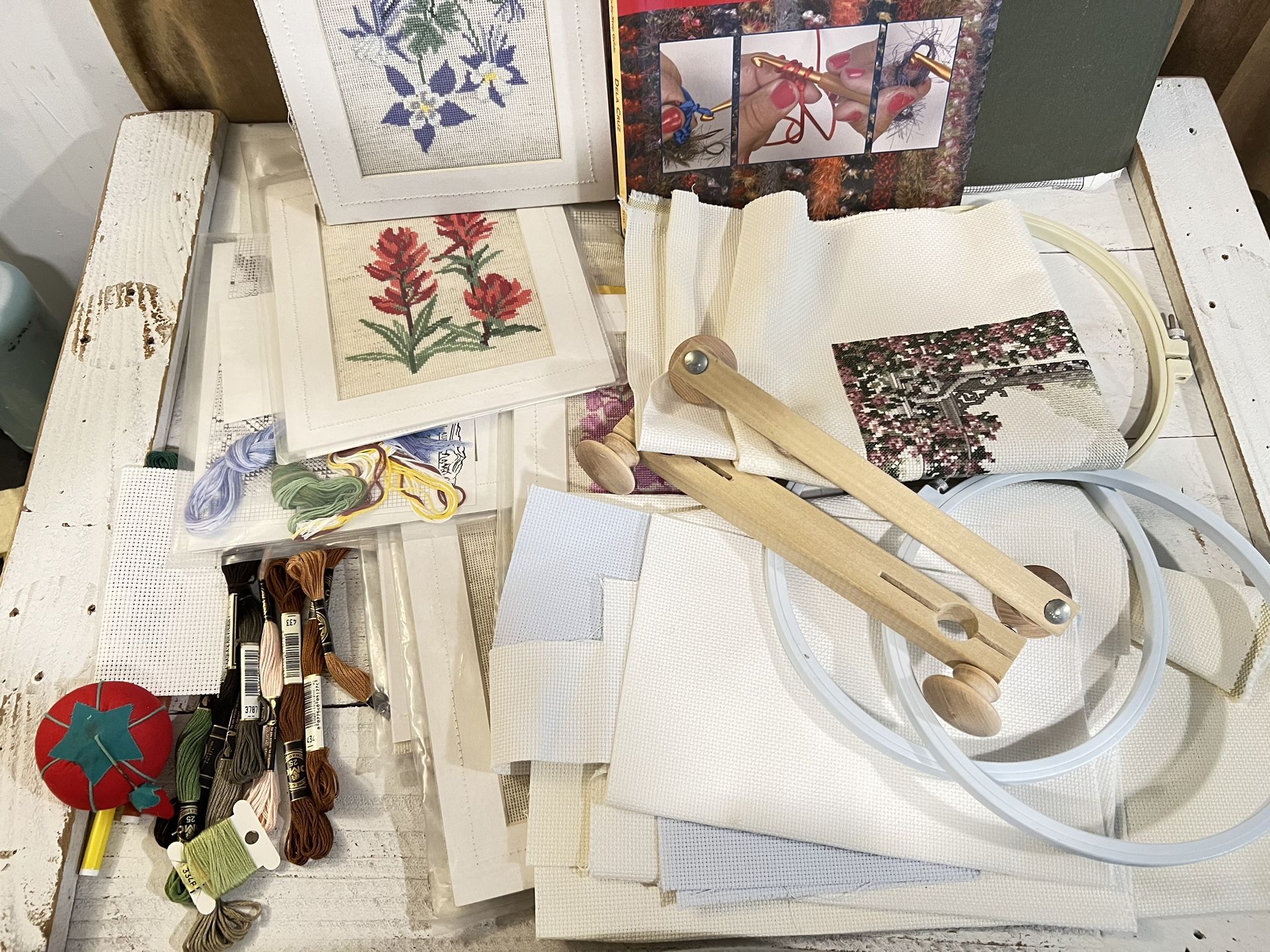 Embroider Retro  Floral  kit ! 