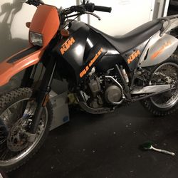 2000 KTM 640 Supermoto