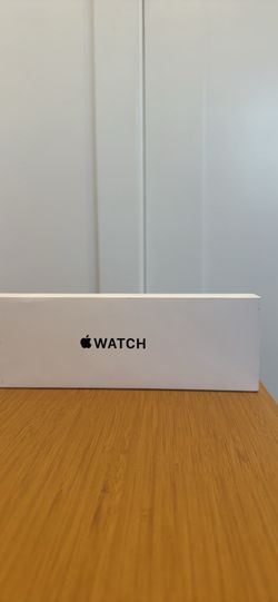 Brand new Apple Watch SE Gen2 44mm