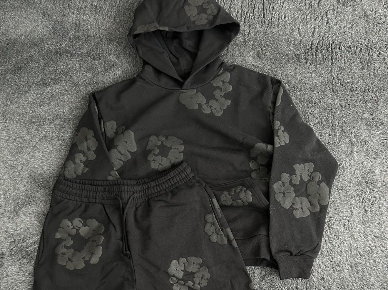 Denim Tears Monochrome Black LARGE