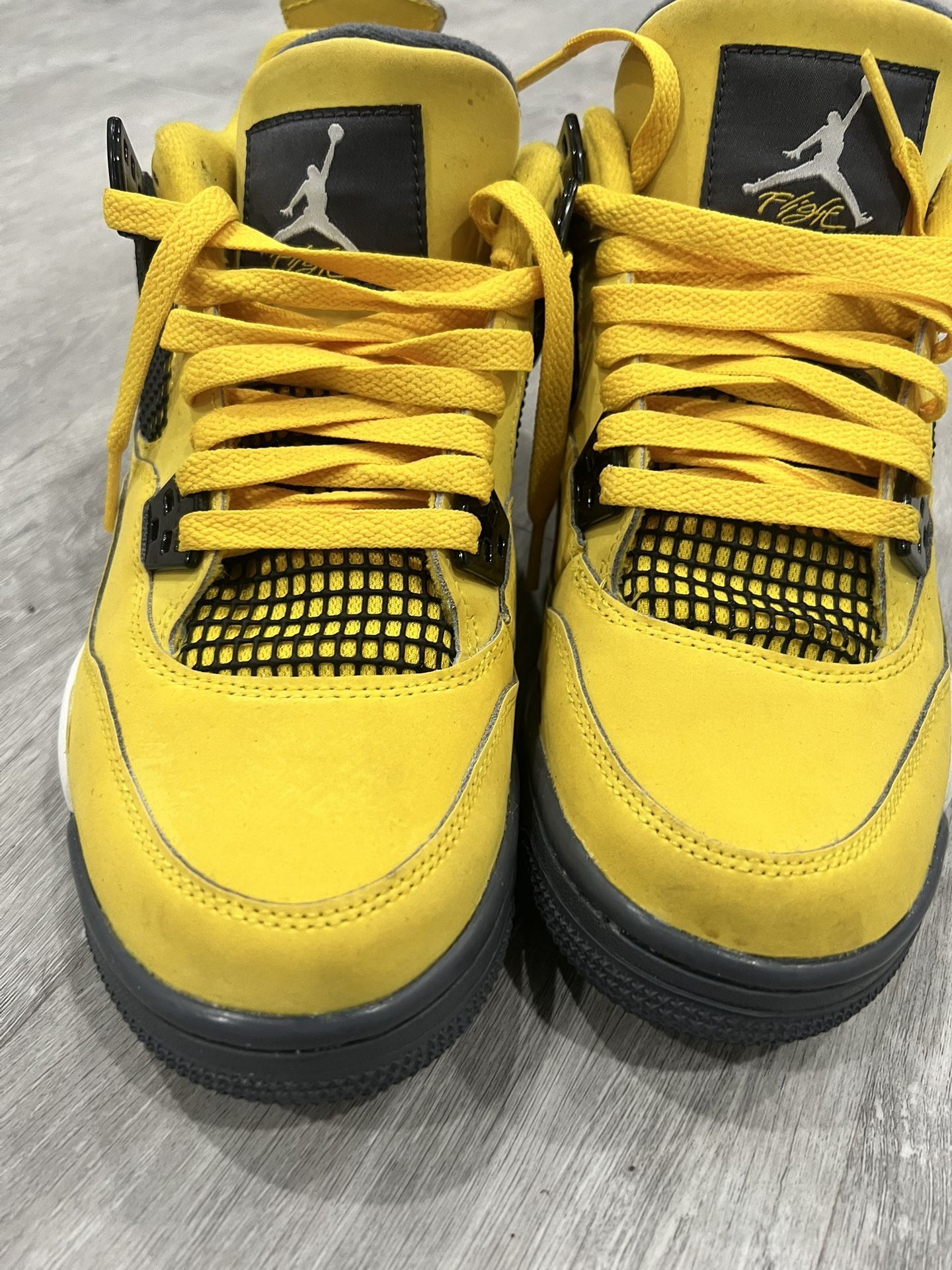 Air Jordan 4 Retro Lightning