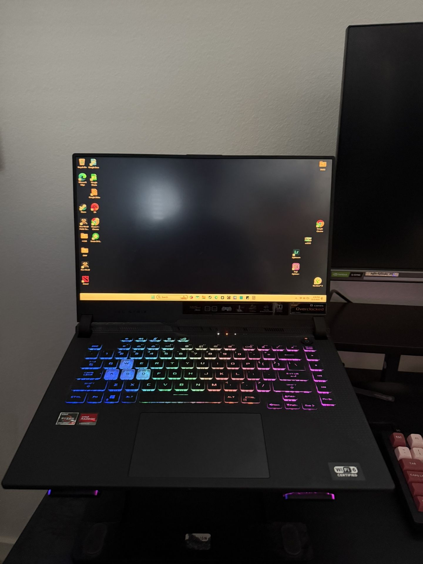 ASUS - ROG Strix G15 Gaming Laptop