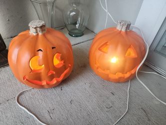 light-up jack-o'-lantern pumpkins