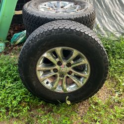 Tires And Rims For A Dodge Pick Up