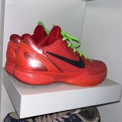 Kobe Reverse Grinches Size 9