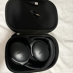 Bose Quiet Comfort Wireless Noise Canceling Headphones