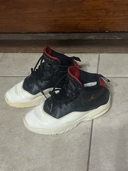 Jordan Shoes Kids Size 1        $25